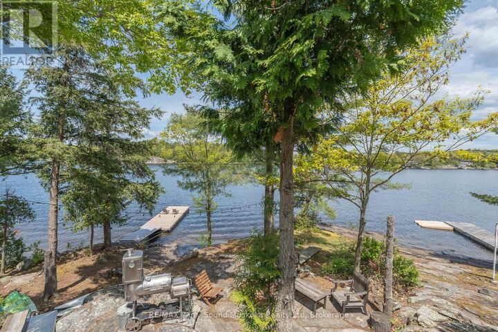 Property Photo:  7 Isabella Island  ON P2A 2W8 