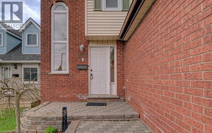 Property Photo:  237 Thistleglen Place  ON N2T 2A6 