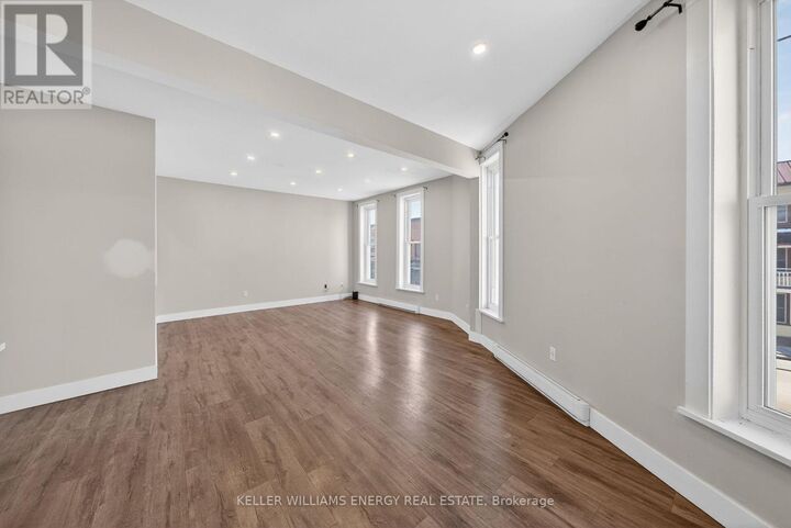 Property Photo:  302 Picton Main Street 4  ON K0K 2T0 