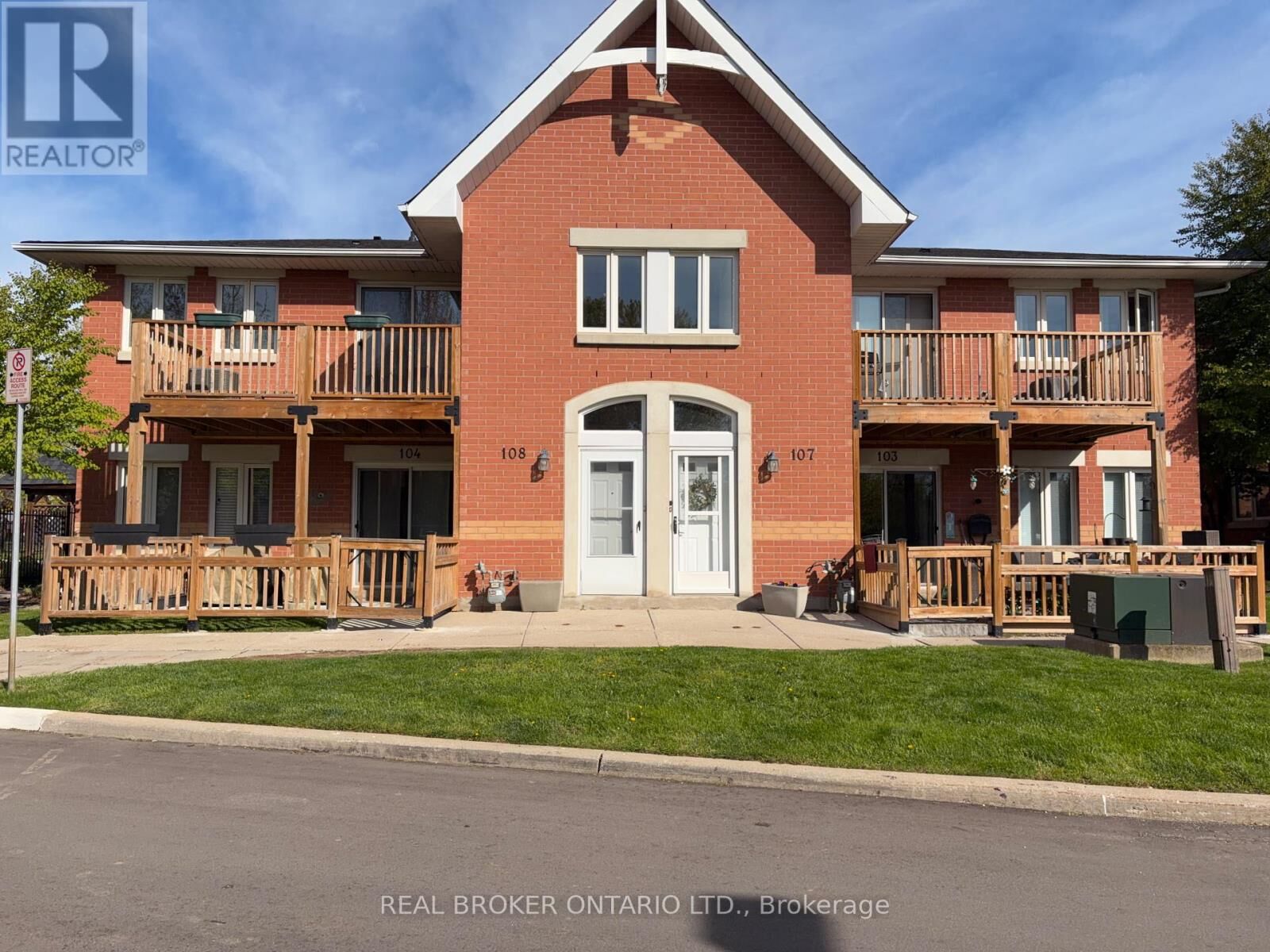 Property Photo: 4140 Foxwood Drive 108 ON L7M 4R4