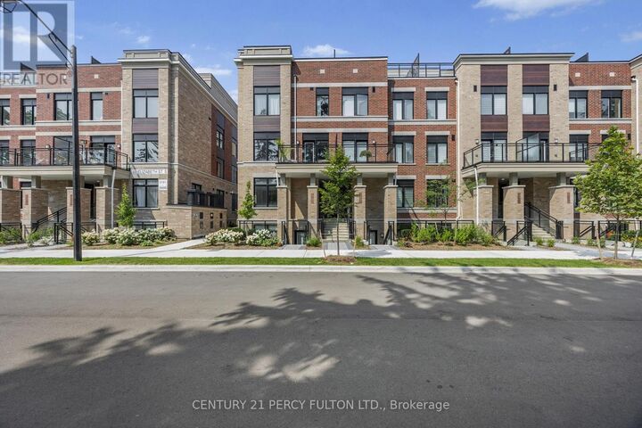 Property Photo:  58 Elizabeth Street South 2208  ON L4C 5W2 