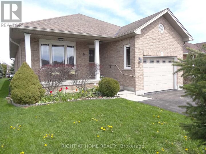 Property Photo:  14 Matchett Crescent  ON K9V 0G8 