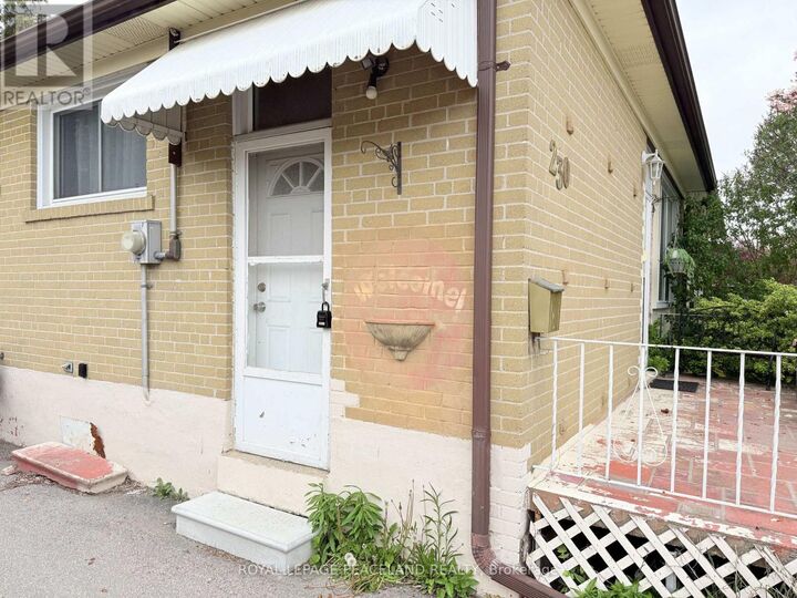 Property Photo:  230 Axminster Drive Basement  ON L4C 2W1 