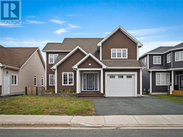 Property Photo:  22 Dunkerry Crescent  NL A1H 0K3 