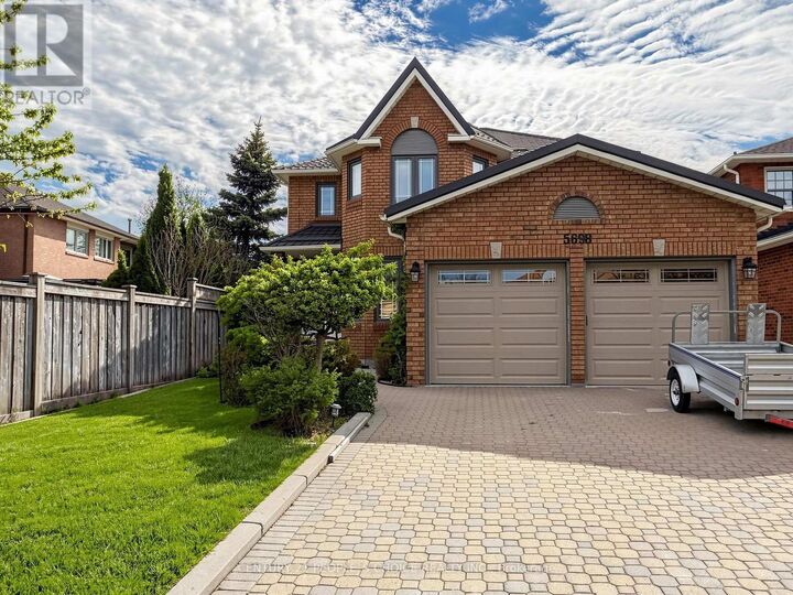 Property Photo:  5698 Colby Court  ON L5M 4S7 