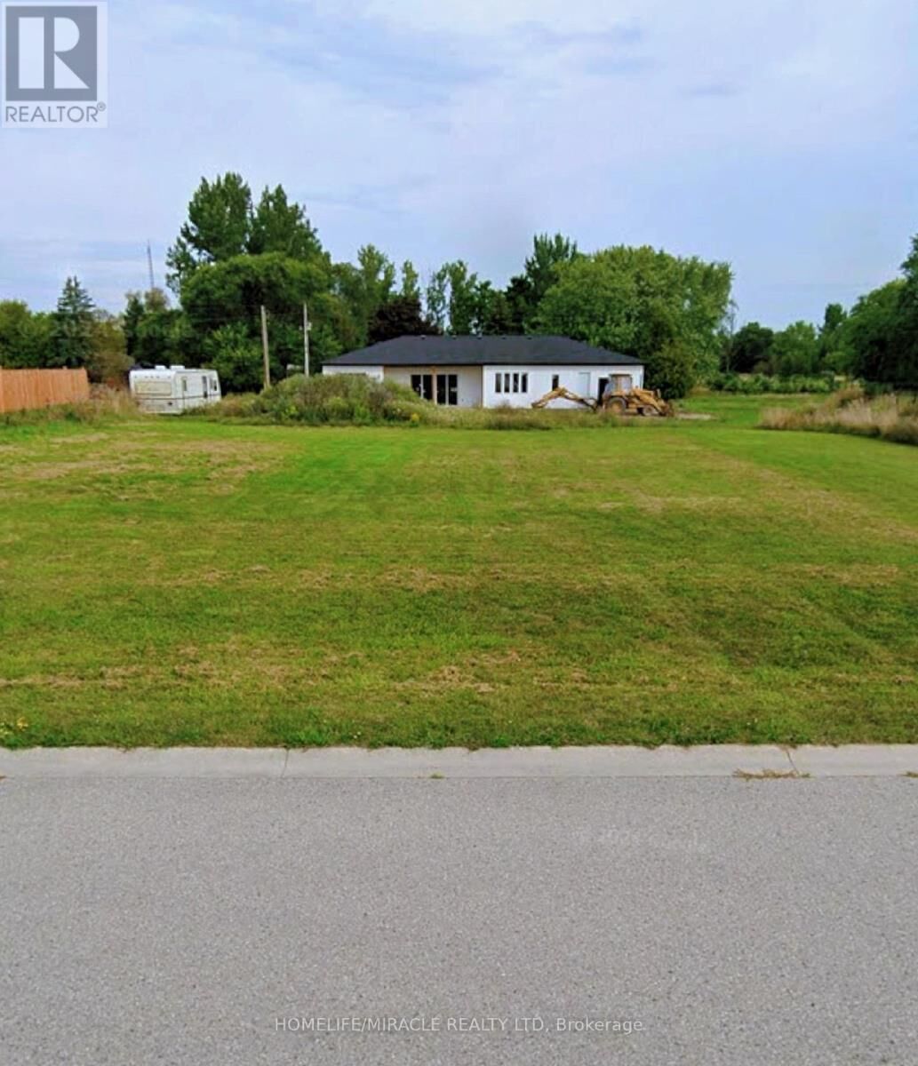 Property Photo:  7 Anne Street Rr3  ON N7A 3X9 