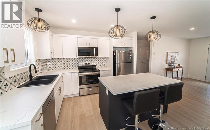 Property Photo:  8 Bonnieway Drive  NB E3B 0S9 
