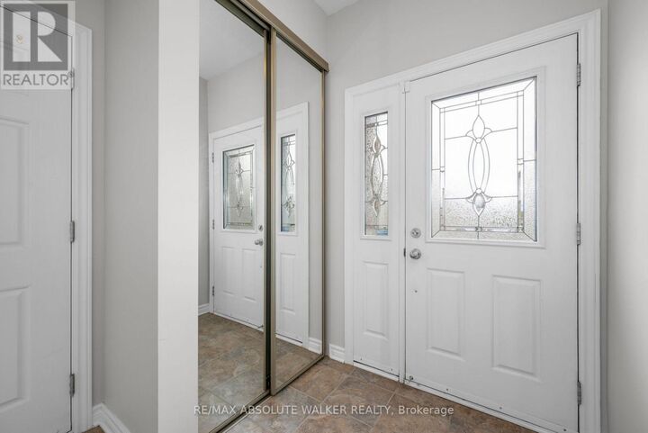 Property Photo:  314 Oakcrest Way  ON K4A 0L4 
