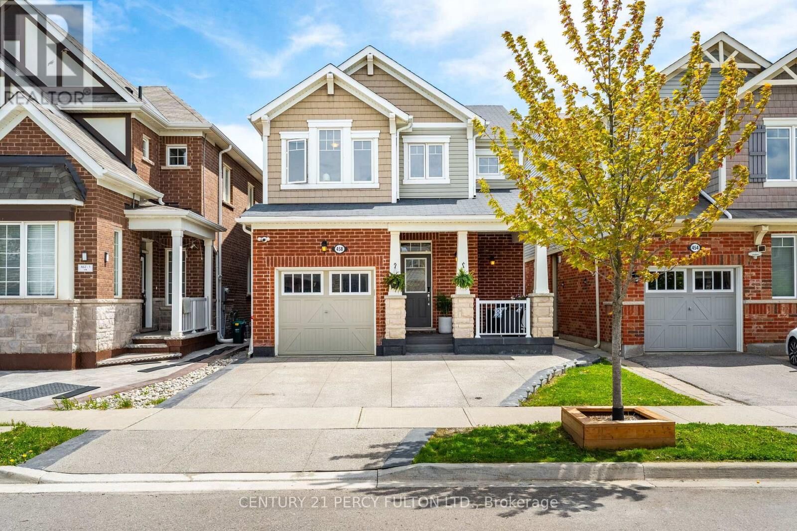 Property Photo:  458 Etheridge Avenue  ON L9E 0A8 