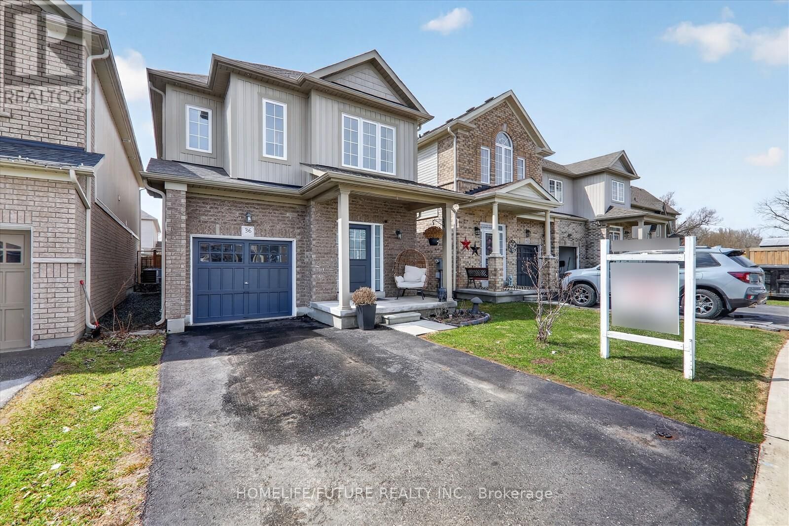 Property Photo:  36 Cotton Street  ON L1C 5H2 
