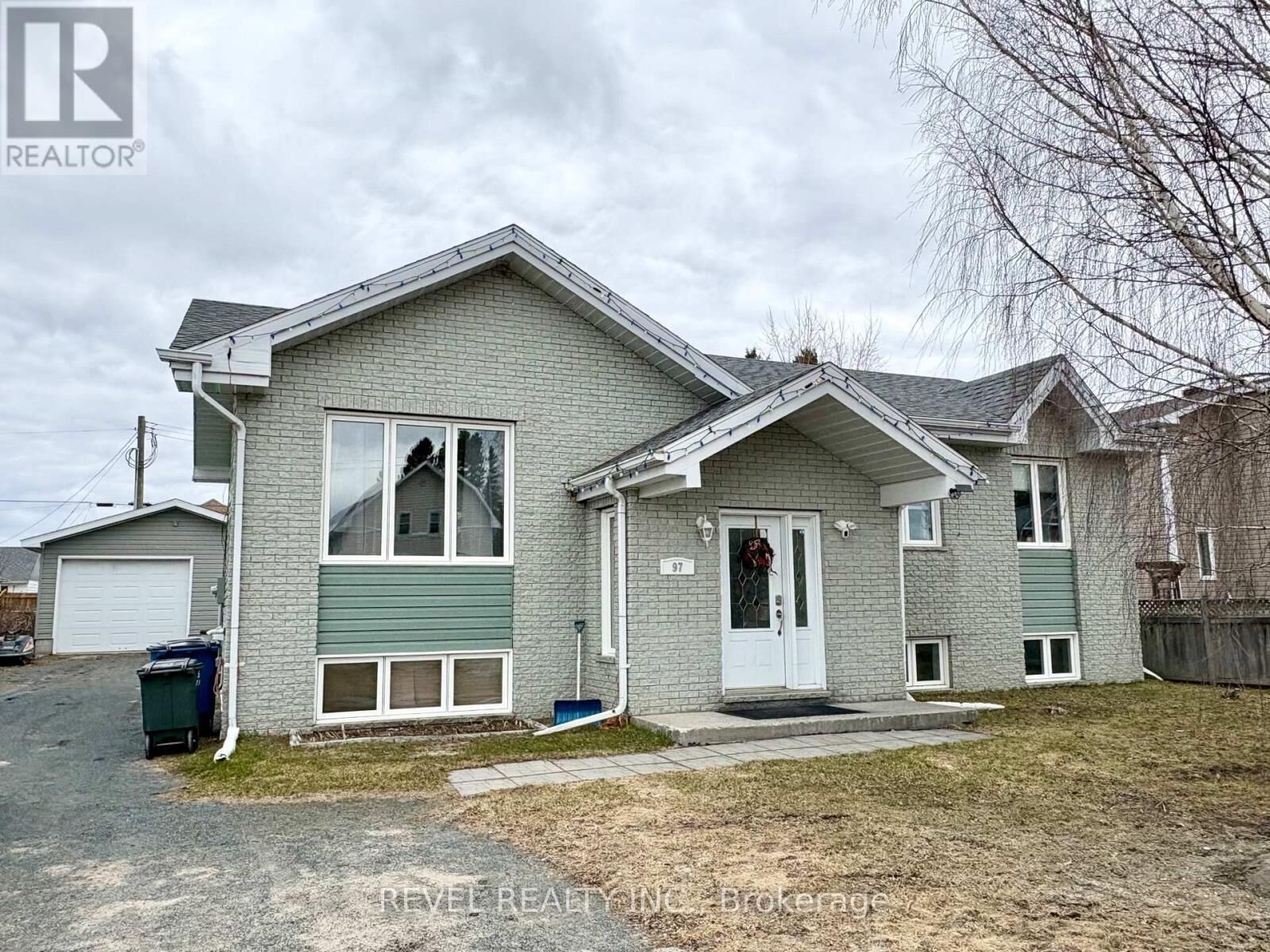 Property Photo:  97 Fourteenth Avenue  ON P0L 1C0 