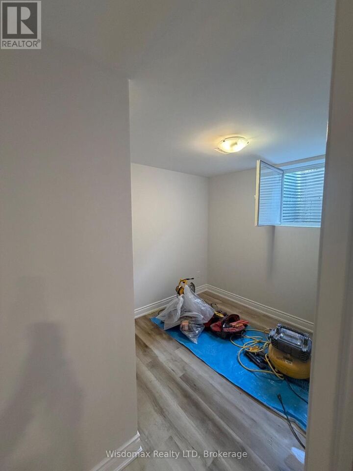 Property Photo: 8429 Kelsey Crescent ON L2H 0E6