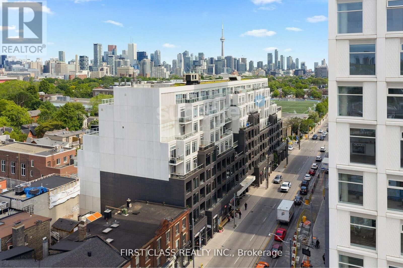 Property Photo:  783 Bathurst Street 413  ON M5S 0A8 
