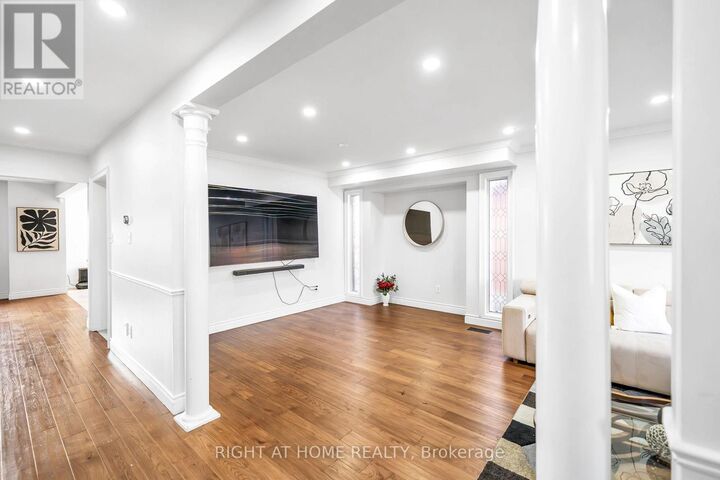 Property Photo:  632 Longworth Avenue  ON L1C 5B8 