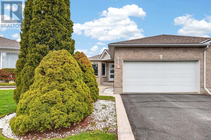 Property Photo:  660 Millwood Drive  ON K7M 8Z1 