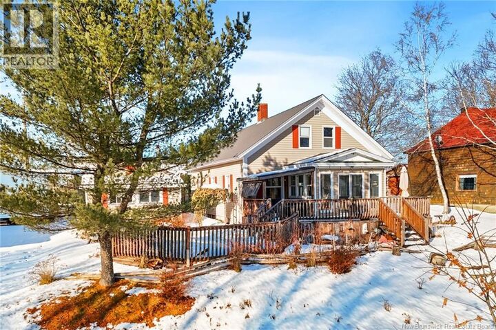 Property Photo:  29 Rockland Drive  NB E6J 1V3 
