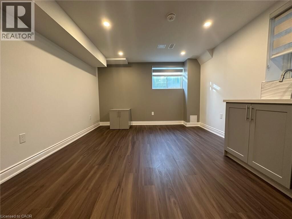 Property Photo:  481 Bergamot Avenue  ON L9E 1T9 