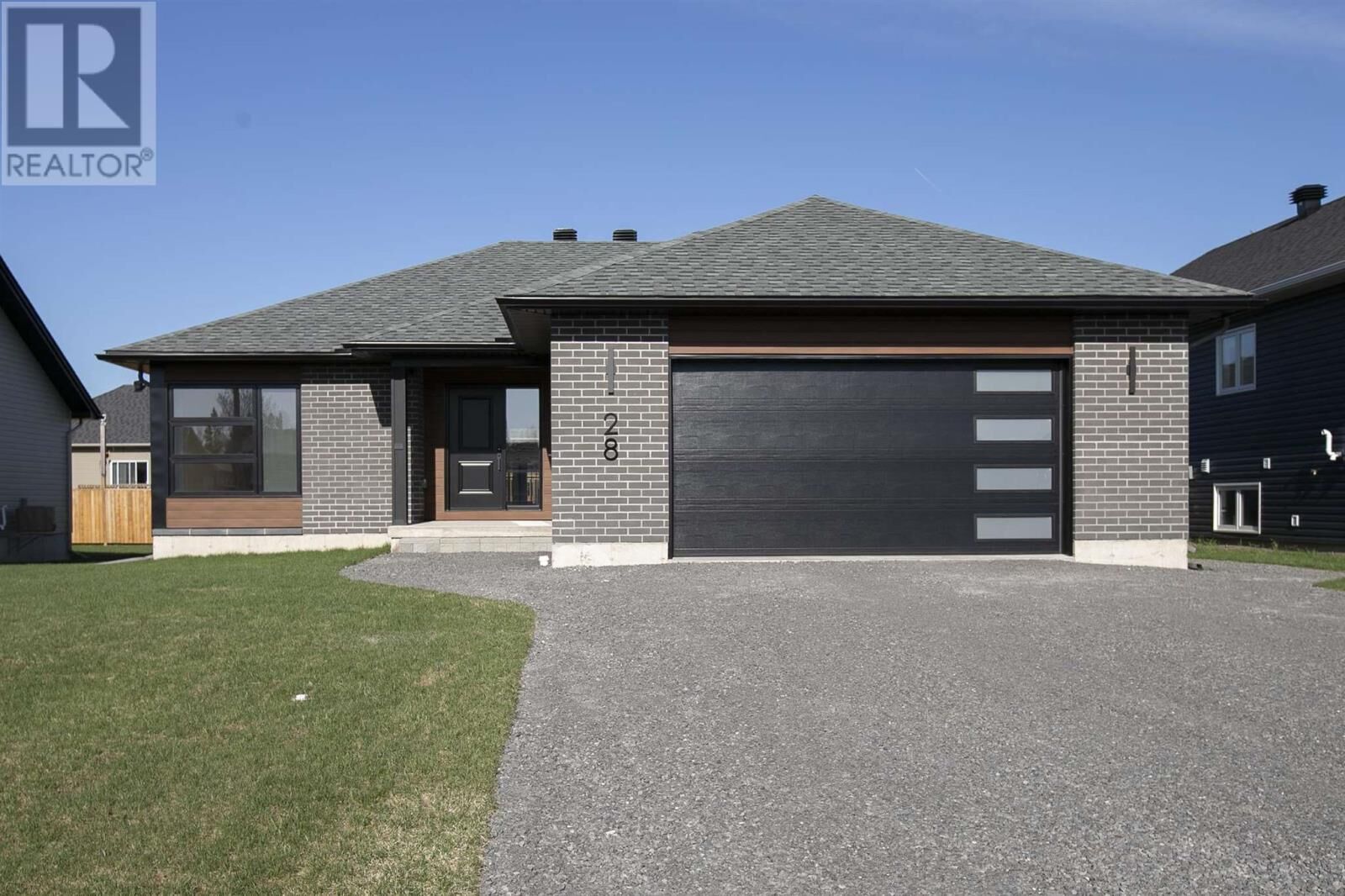 Property Photo: 28 Noah Dr ON P6C 6E6