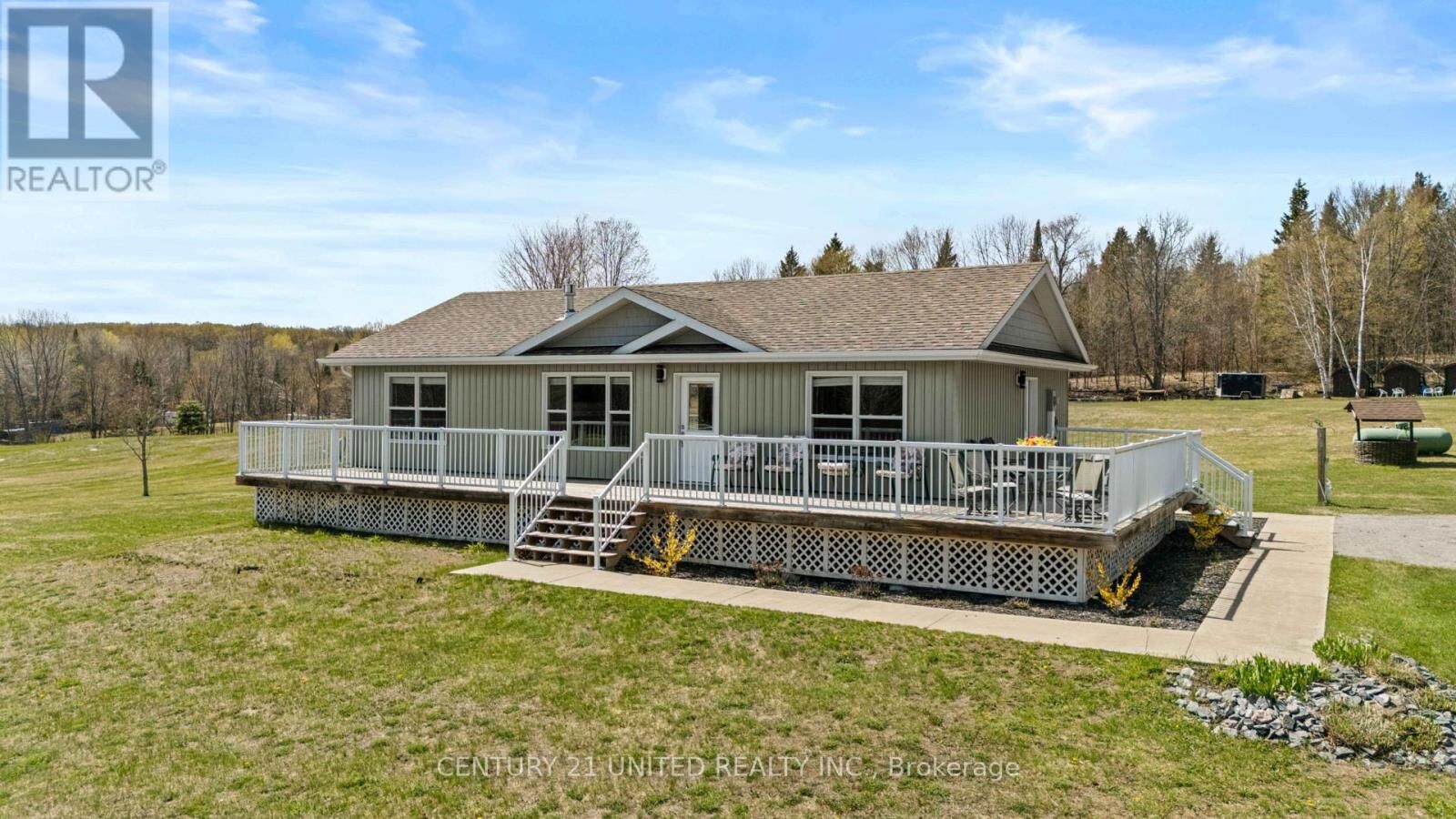 Property Photo: 2278 Monck Road ON K0L 1M0