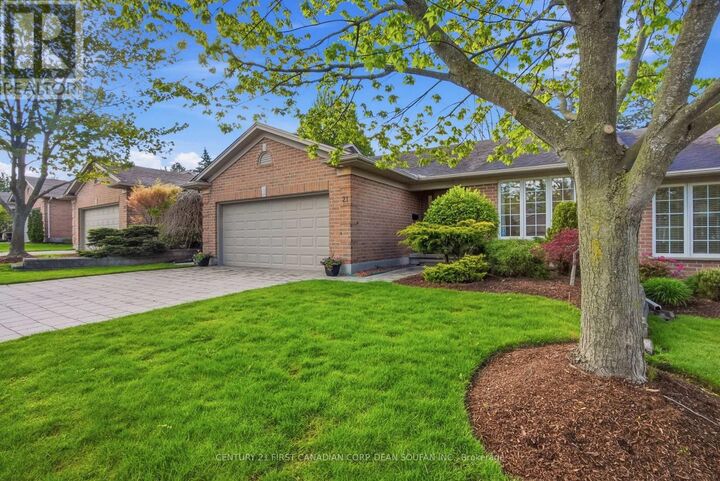Property Photo: 505 Cranbrook Road 21 ON N6K 4V9