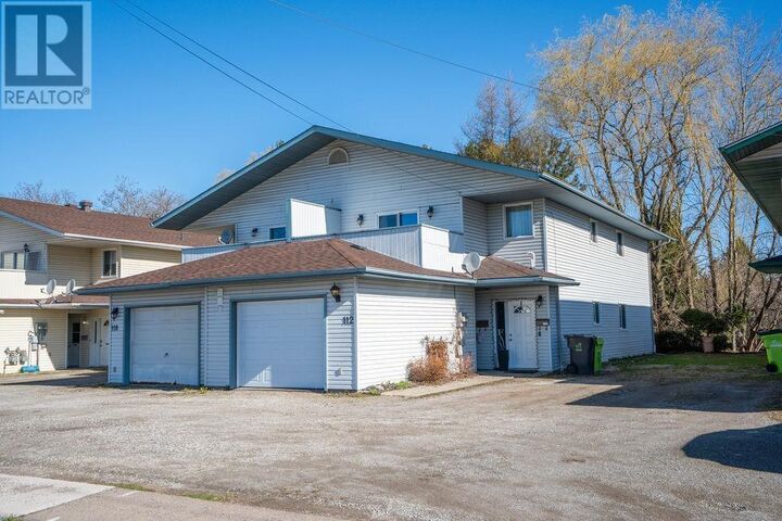 Property Photo: 110-112 East Balfour St ON P6C 1X5
