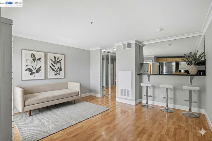 Property Photo:  735 Watson Canyon Ct 218  CA 94582 
