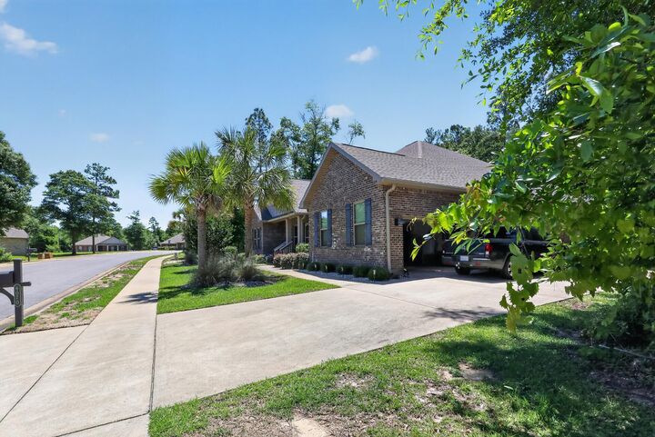 Property Photo:  6070 Carina Road  FL 32539 