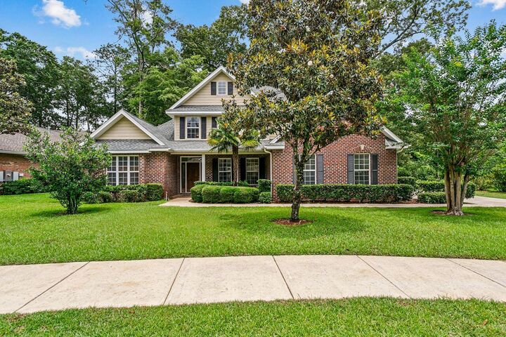 Property Photo:  2913 Murray Lane  FL 32539 