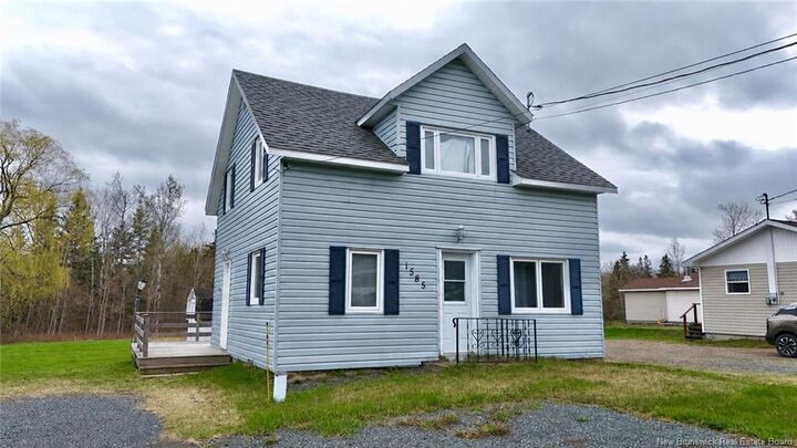 1585 Robertville — photo 1