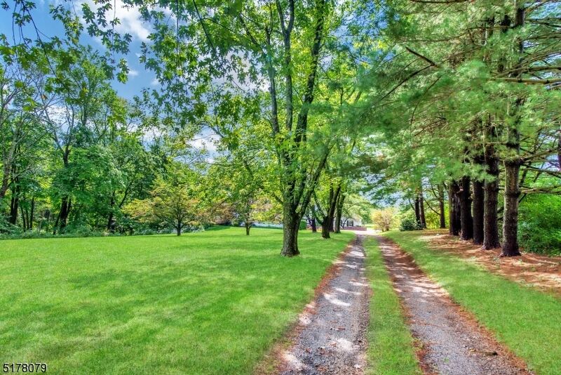 Property Photo:  65 Youngs Rd  NJ 07920 
