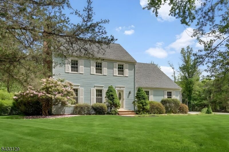 Property Photo: 27 Tall Cedar Ct NJ 08502