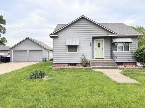 Property Photo:  1502 1st Street  IA 50233 