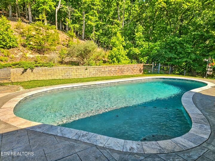 Property Photo:  752 Old Johnston Valley Rd  TN 37763 