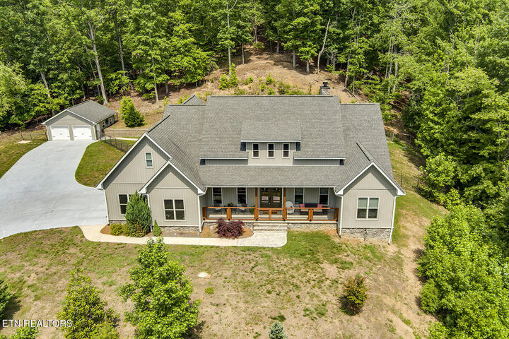 Property Photo:  752 Old Johnston Valley Rd  TN 37763 