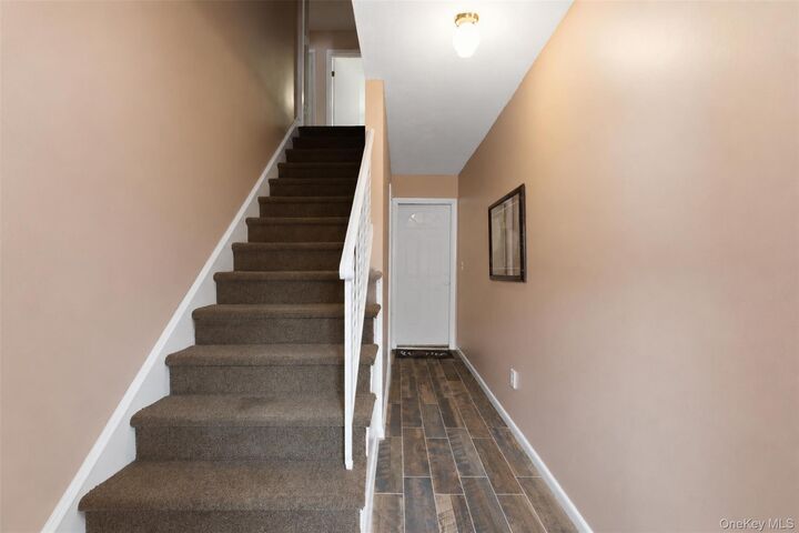 Property Photo:  325 Glenbrook Avenue  NY 10705 