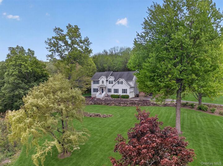 Property Photo:  14 Sawyers Peak Drive  NY 10924 