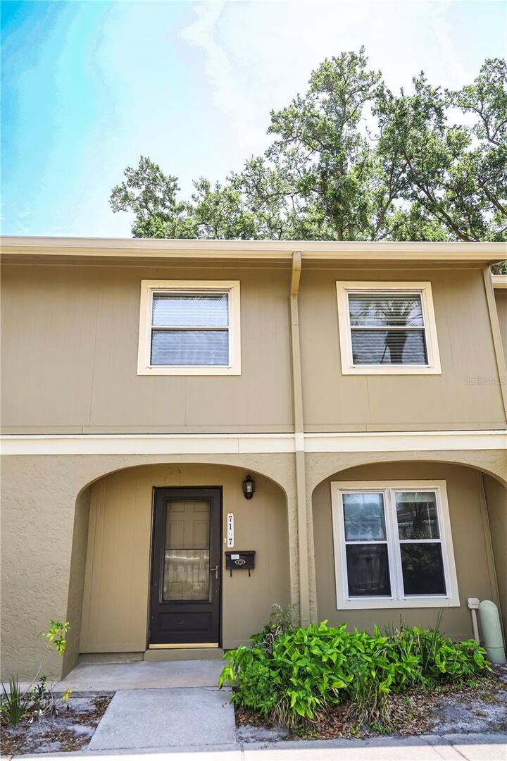 Property Photo:  7107 Hernando Court  FL 33615 