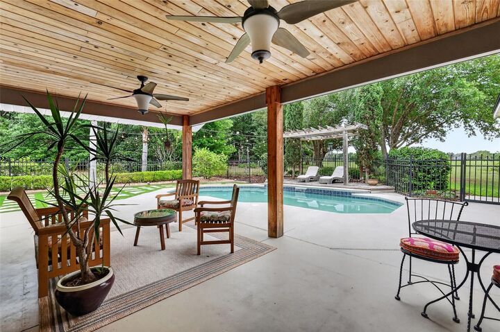 Property Photo: 20514 Bill Collins Road FL 32736
