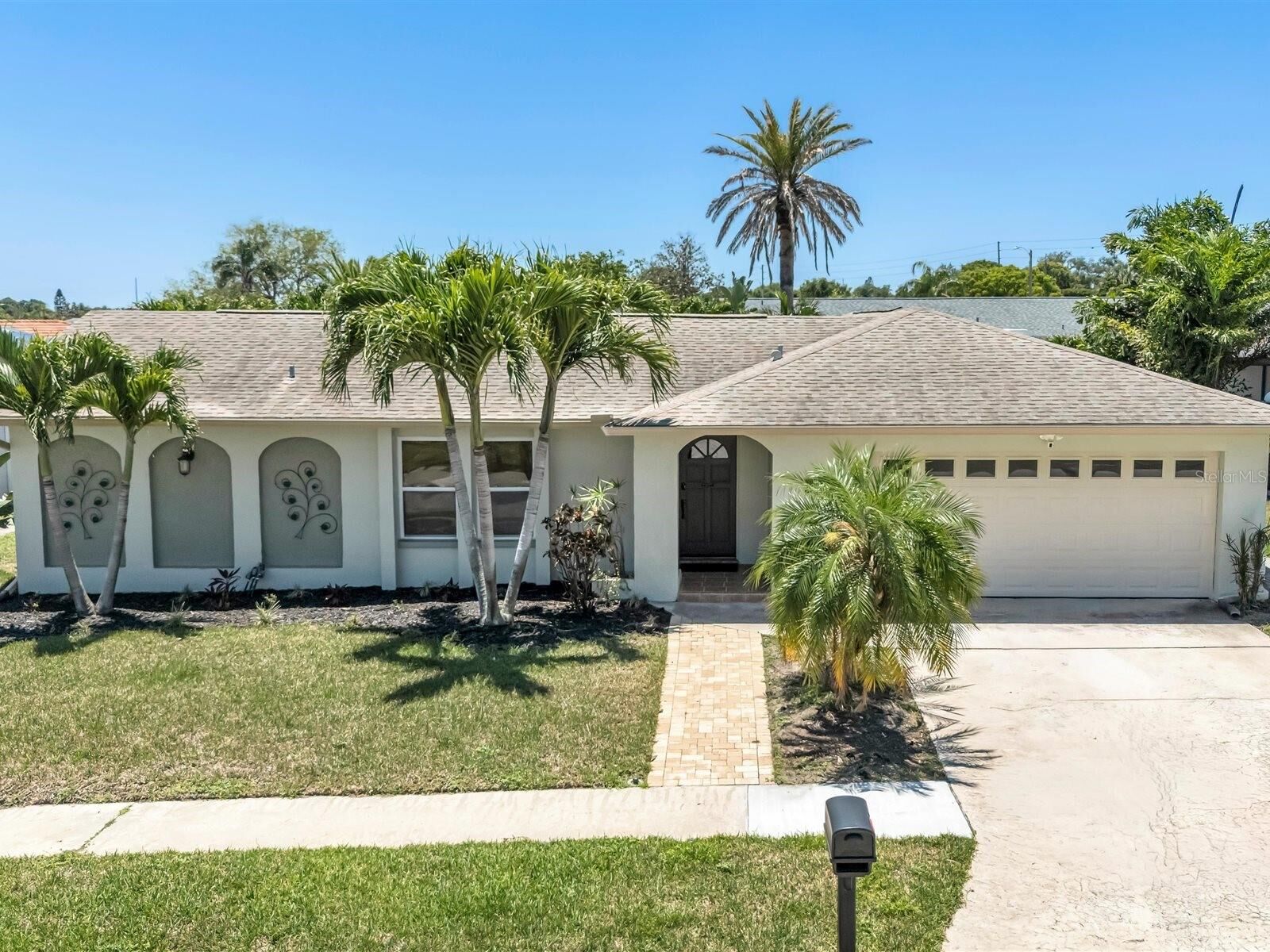 Property Photo:  11152 131st Avenue  FL 33778 