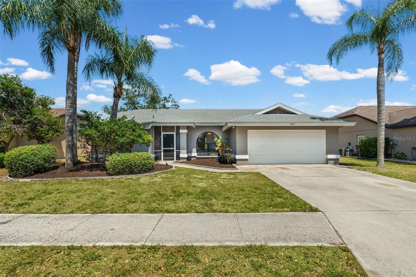 Property Photo: 7807 38th Court E FL 34243
