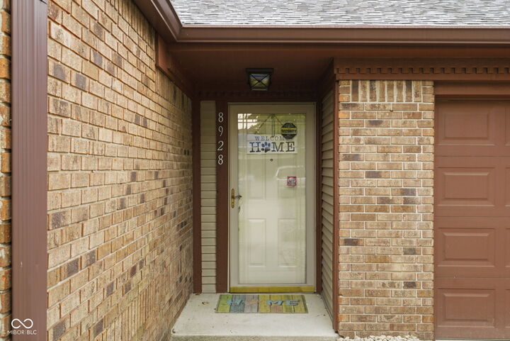 Property Photo:  8928 Summer Walk Drive E  IN 46227 