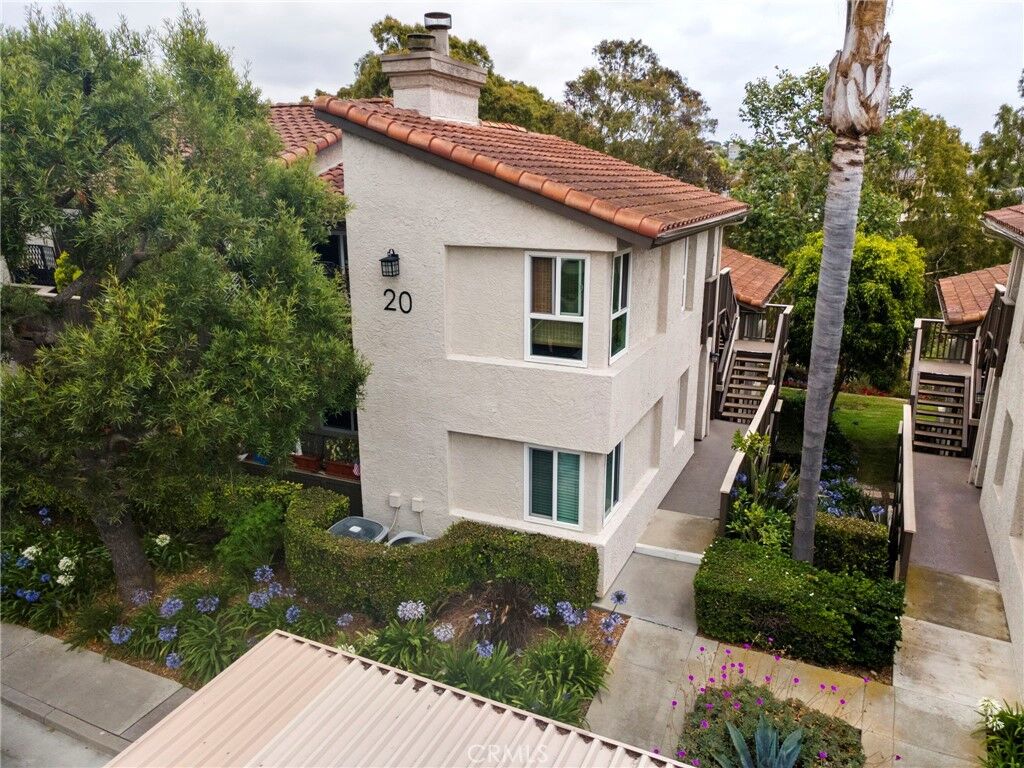 Property Photo:  20 Corniche Drive H  CA 92629 