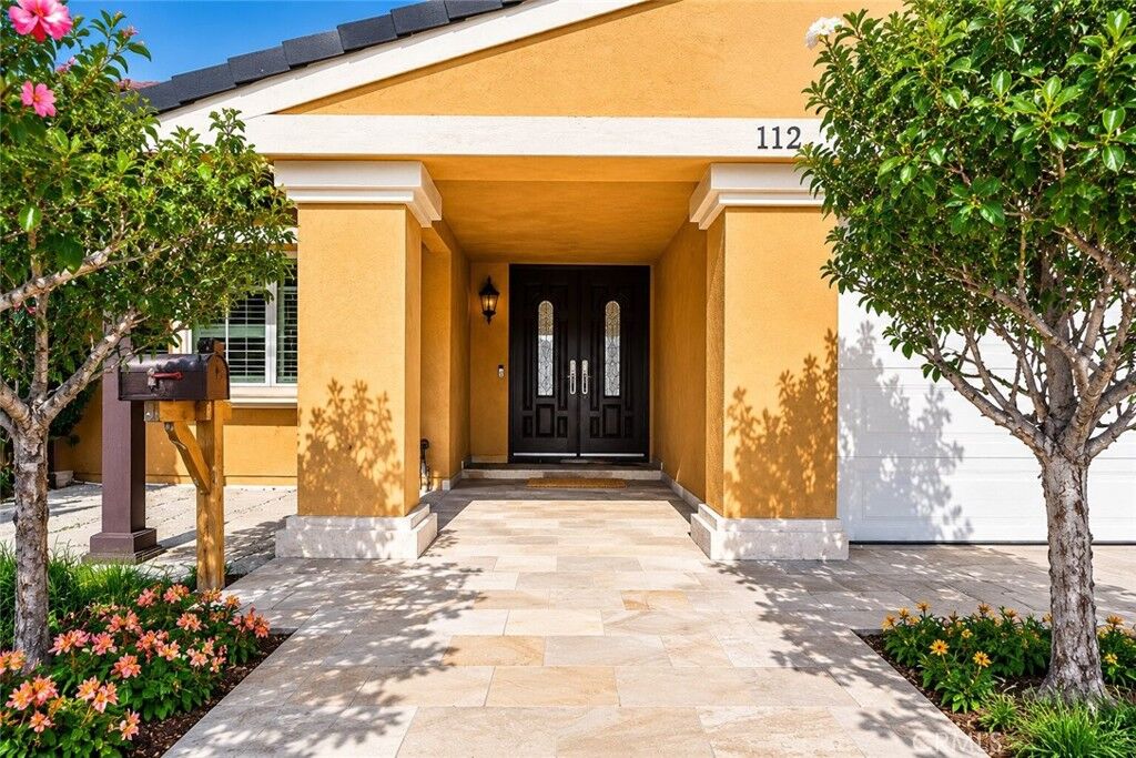 Property Photo:  1122 S Peregrine  CA 92806 