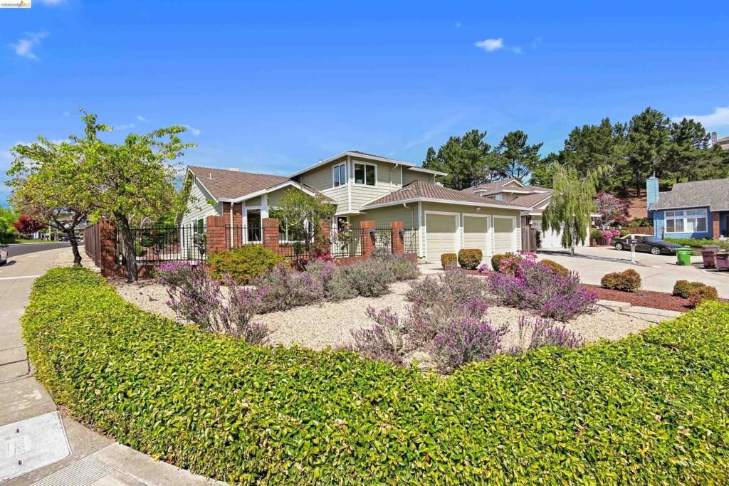 Property Photo:  4303 Chamberlin Ct  CA 94619 