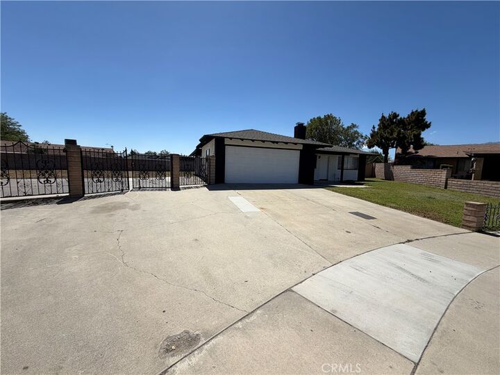 Property Photo:  15820 Rainbow Drive  CA 92335 