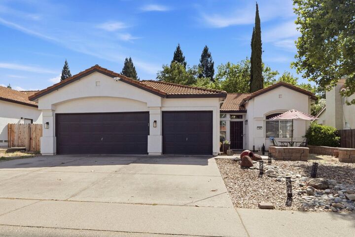 Property Photo: 146 Orange Blossom Circle CA 95630