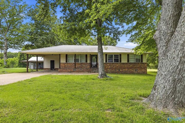 Property Photo:  2331 Leeth Gap Cutoff Road  AL 35956 