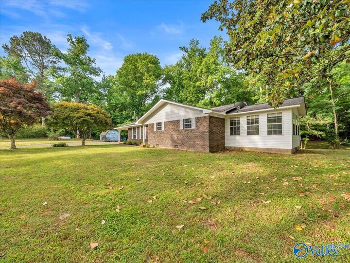 Property Photo:  1121 County Road 70  AL 35971 