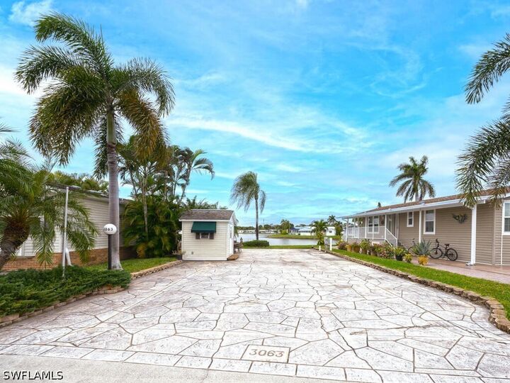 Property Photo:  3063 Waterview Point  FL 34120 
