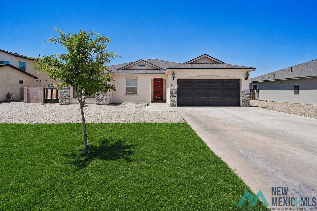 Property Photo: 3811 Aquamarine Drive NM 88220